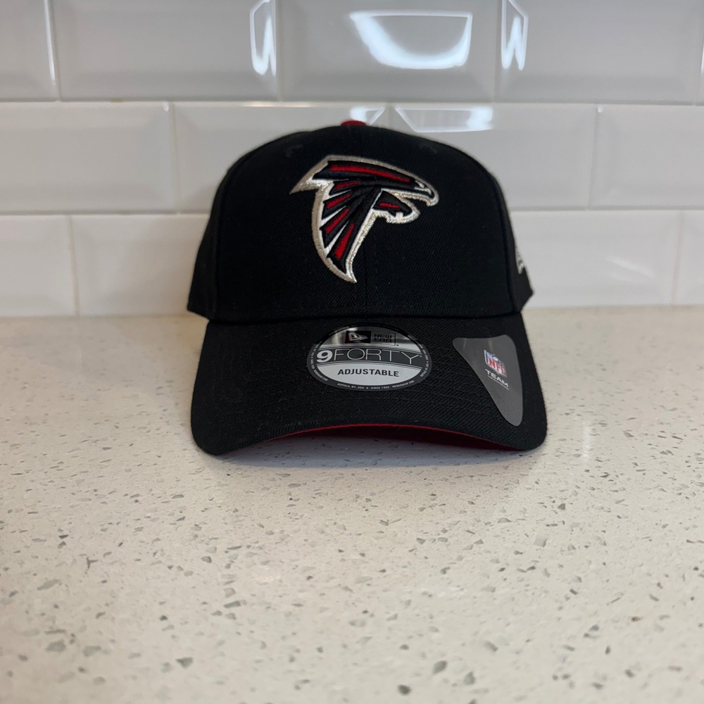 New Era Atlanta Falcons NFL 9FORTY Adjustable Black Red Baseball Cap Hat